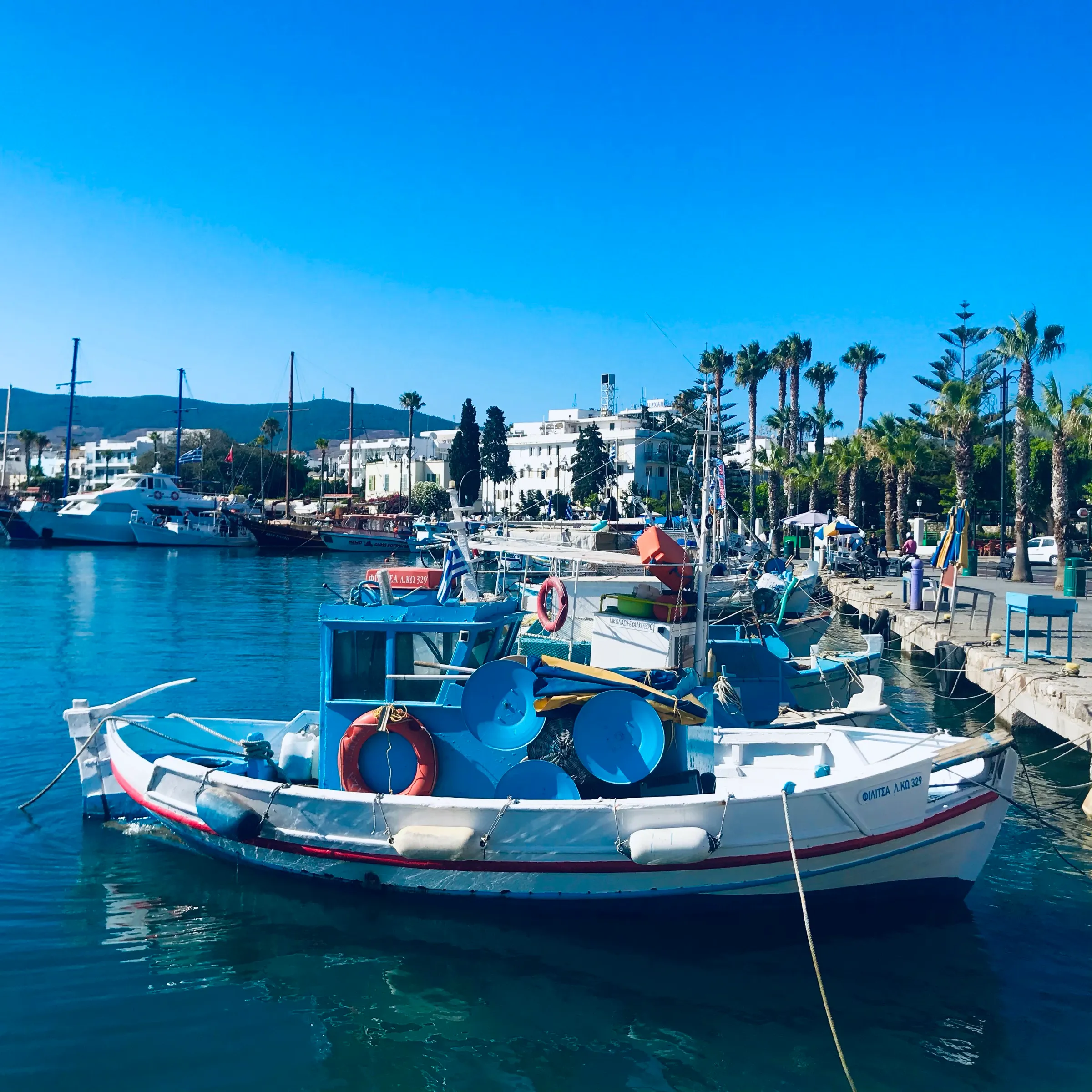 Hafen und Tavernen auf Kos