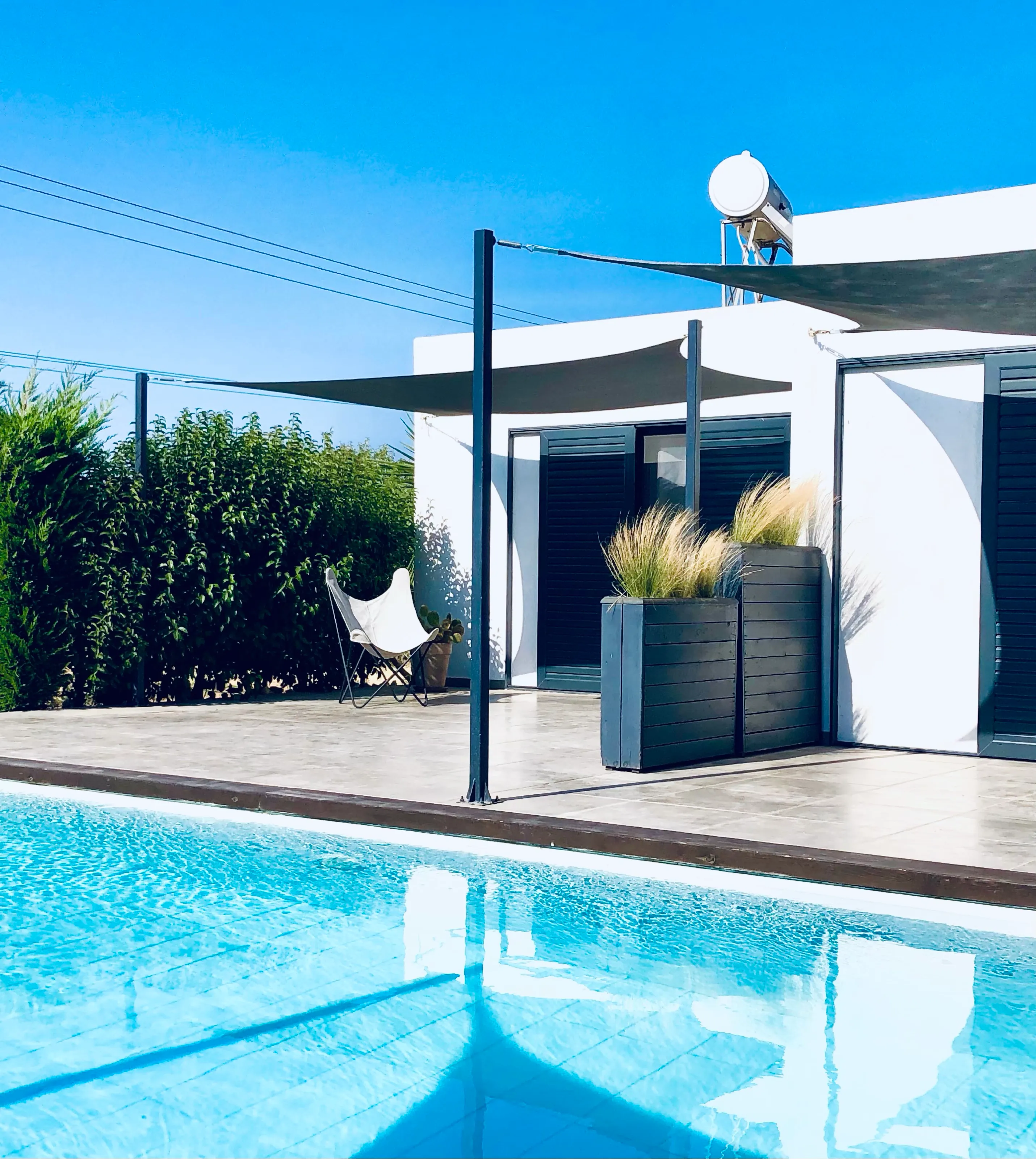 Pool der Soulbreeze Bungalows